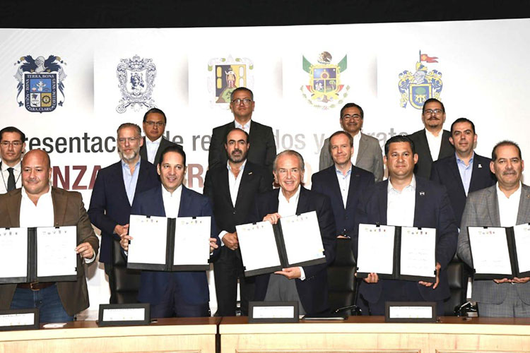 firma-convenio-bajio.jpg