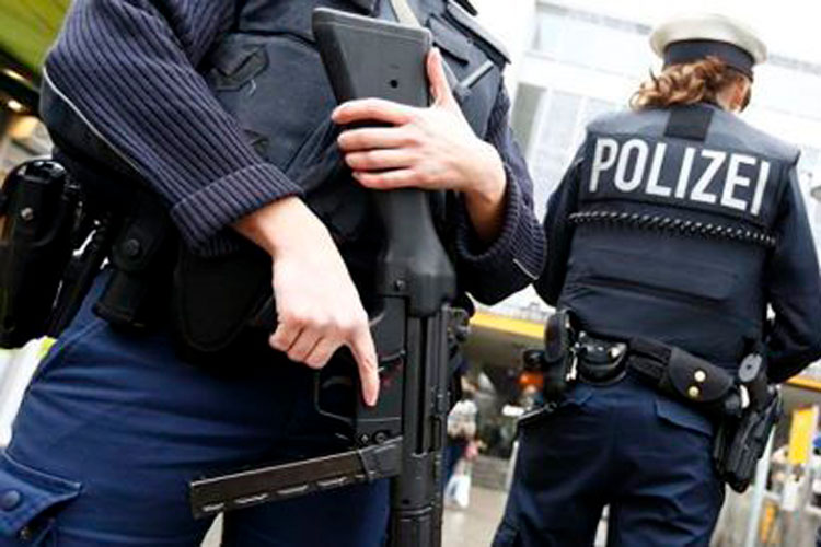 policias-alemanes-2.jpg