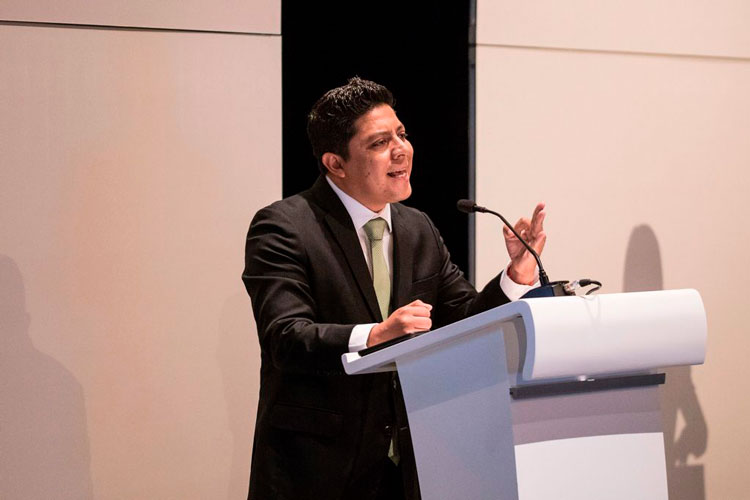 ricardo-gallardo-pollo-gallardo-1.jpg