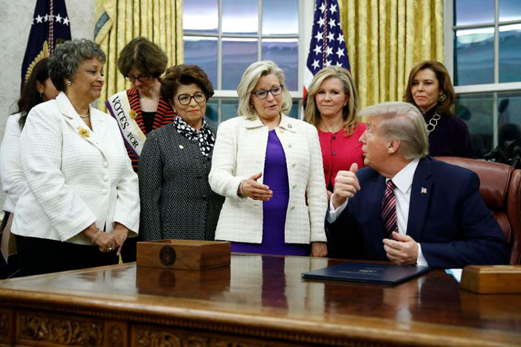 trump-y-liz-cheney.jpg