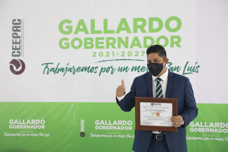 Gallardo-constancia.jpg