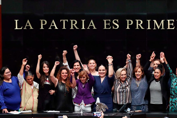 senado-mujeres.jpg