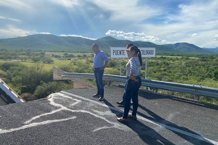 puente-caido-carretera-tula-cerritos-2.jpg