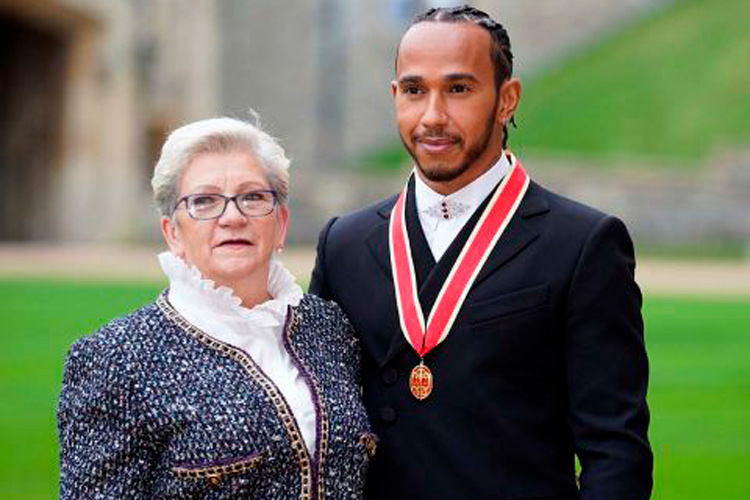 Lewis-Hamilton-2.jpg