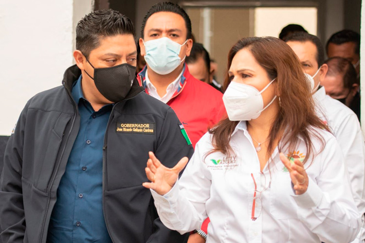 ricardo-gallardo-y-lety-vazquez.jpg