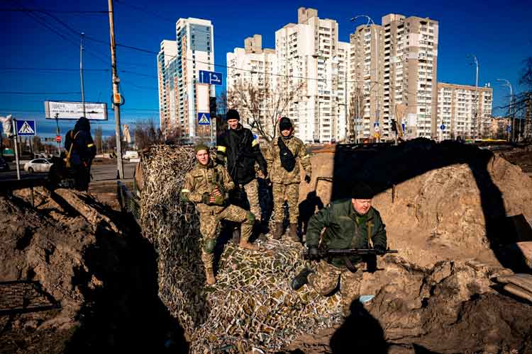 reidentes-de-kiev-soldados-ucranianos.jpg
