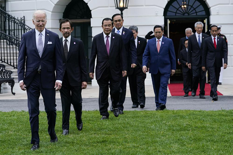 joe-biden-y-liderews-de-la-asean.jpg