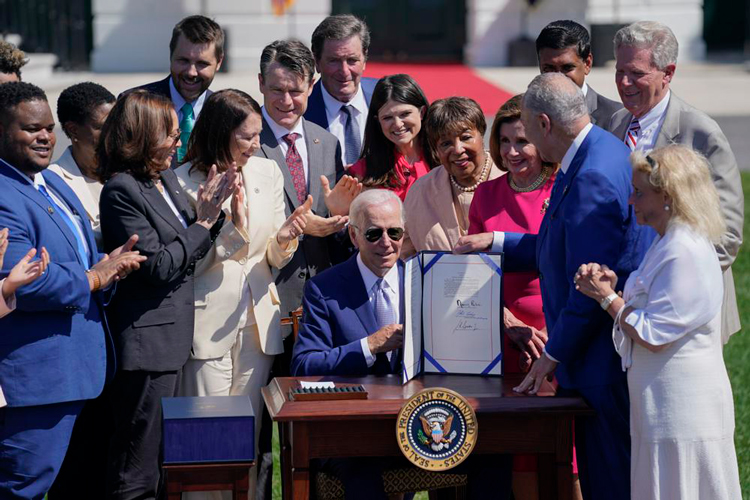 firma-joe-biden-2.jpg