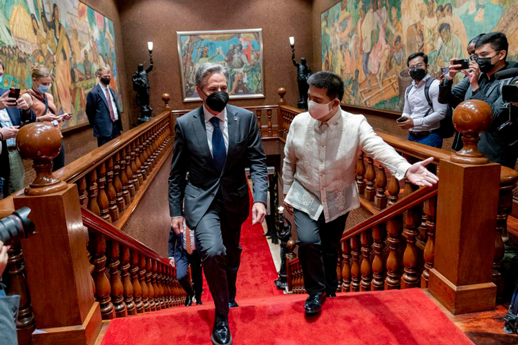 ntonyblinken-y-ferdinand-marcos-jr-2.jpg
