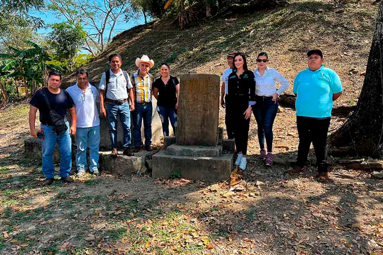 VESTIGIOS-ARQUEOLoGICOS-DE-COXCATLaN.jpg