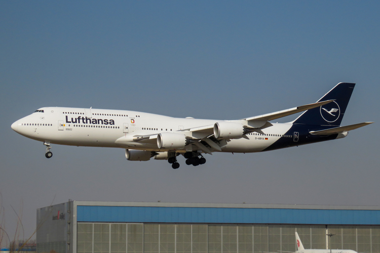 Lufthansa-2.jpg