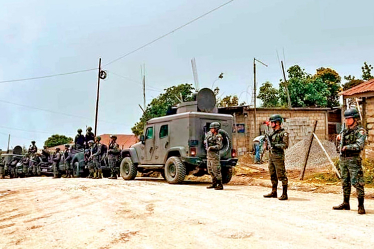 militares.jpg