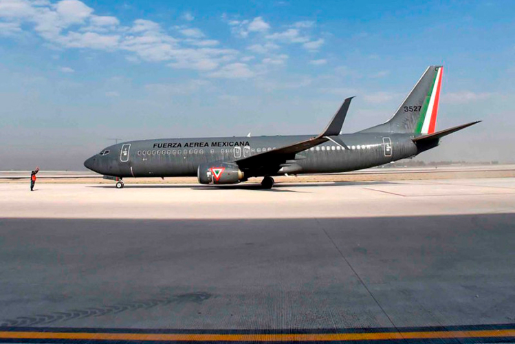 avion-fuerza-aerea-mexicana-2.jpg