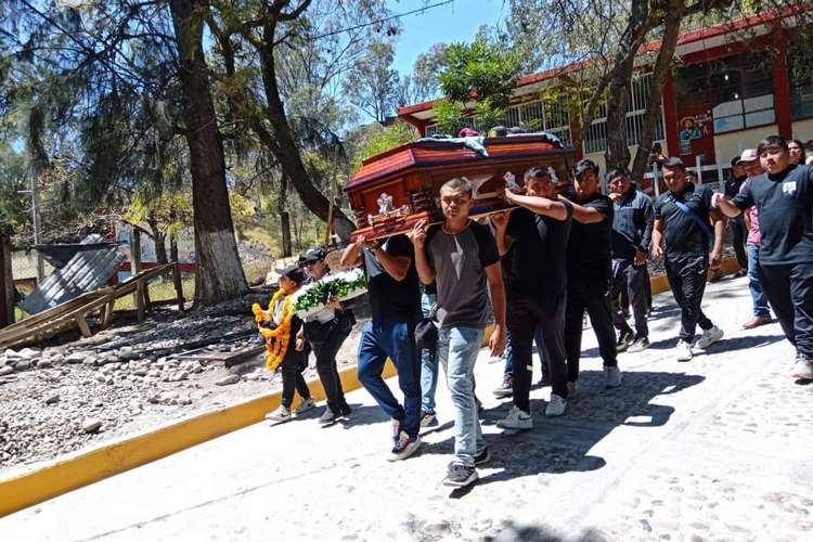 estudiantes-normalistas-de-ayotzinapa-2.jpg