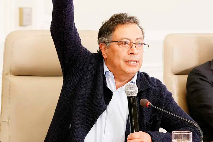 gustavo-petro.jpg