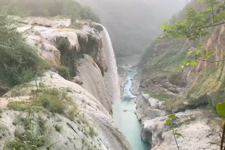 cascada-de-tamul.jpg