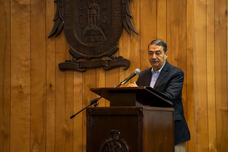 arturo-zaldivar.jpg