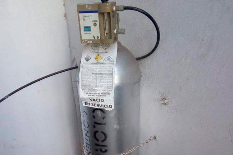 cilindro-con-gas-cloro.jpg