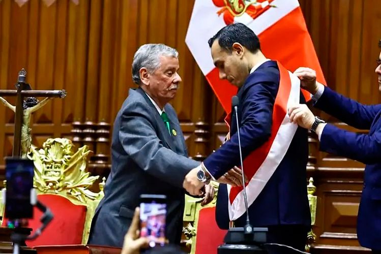 jos-jeri-y-dina-boluarte.jpg